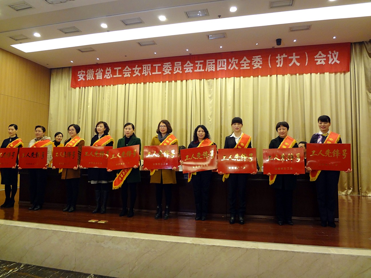 EMC易倍·(中国)体育官方网站-EMC SPORTS